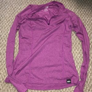 REI sports pullover